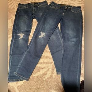 2- Arizona leggings Jr 7
Medium wash